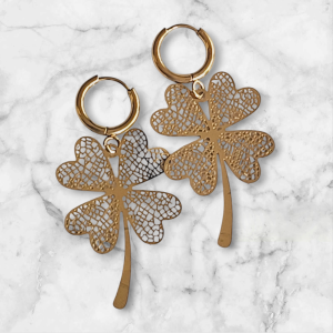 Pendientes trébol de acero doradas