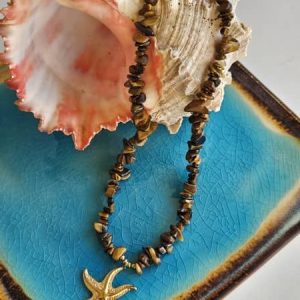Collar de piedras naturales y estrella de mar