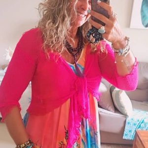 Bolero de Punto Fino Calado - Rebeca Boho Anudada de Indonesia