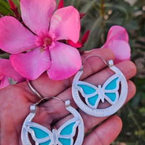 Argollas Mariposa Turquesa - Pendientes Artesanales de Aluminio Hechos en Tenerife