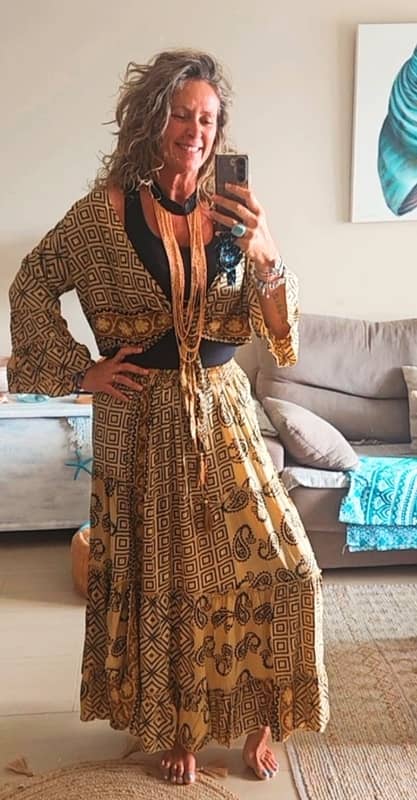 Conjunto Boho de Seda de la India: Falda Maxi y Top Ajustable (Talla Única) - Imagen 2