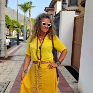 Falda Larga Bohemia de Algodón 100% - Amarilla con Apertura Central