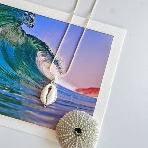 Colgante Caracola Natural y Plata de Ley 925 - Joyería Artesanal de Indonesia | Estilo Surfero