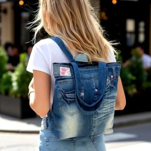 Bolso Mochila Tote Upcycled – Denim Reciclado Artesanal (40x30cm)