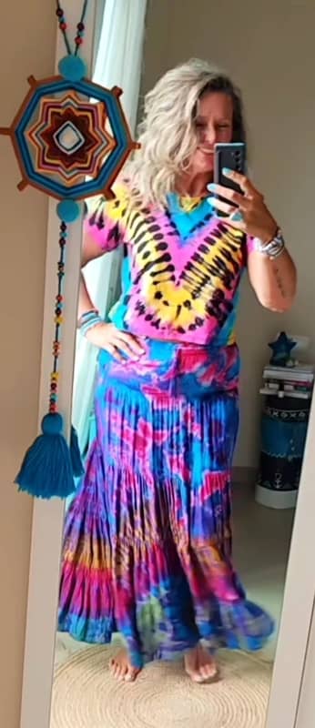 Conjunto Tie-Dye "Mil Colores": Falda de Rayón y Top de Algodón – Talla Única