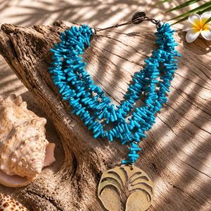 Gargantilla Triple de Resina Turquesa | Collar Multicapa con Medalla de Palmera
