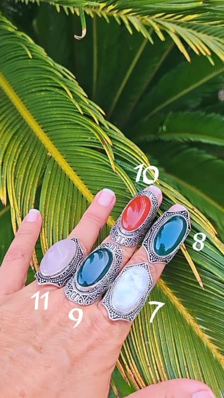 Anillo Boho de Latón y Piedra Natural | Joyería Artesanal de la India - Imagen 2