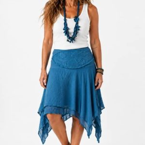 Falda boho chic de yute y algodon en color azul petroleo con caida asimetrica en picos y cinturilla con patchwork bordado etnico