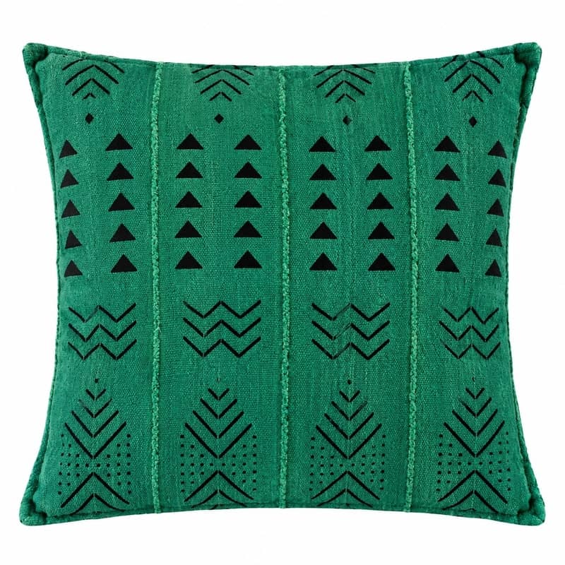 Cojín étnico verde esmeralda de 50x50 cm con estampado geométrico de bogolán africano hecho a mano.