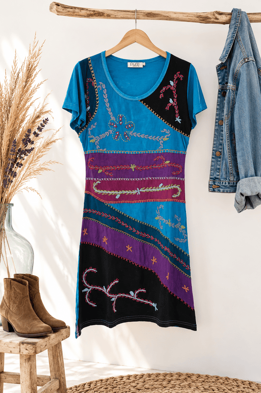 Vestido Étnico de Algodón con Patchwork y Bordados de Nepal | Sawabona - Imagen 2